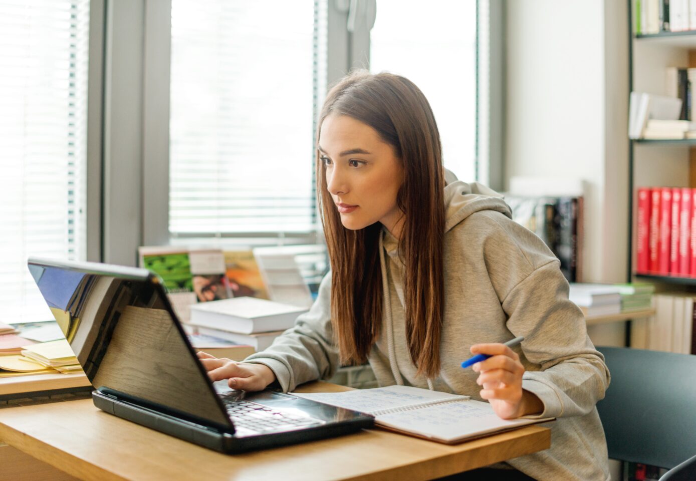 A student researches the words that come up in her accent class